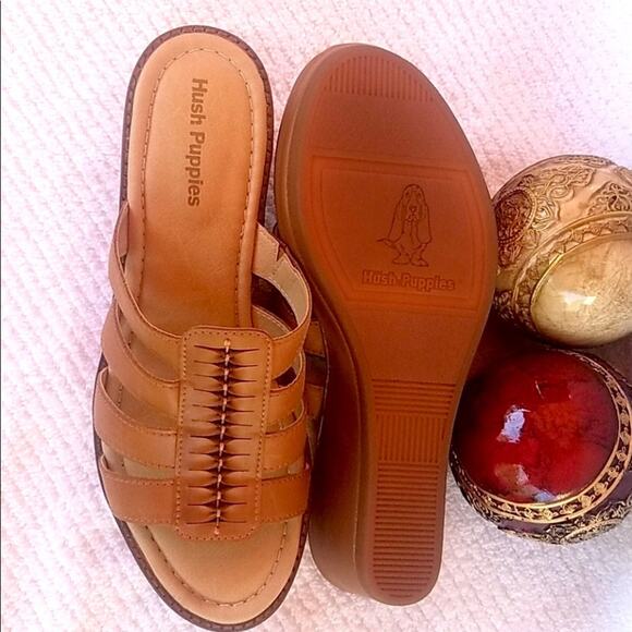 Hush Puppies Platform Wedge Sandal Size 10 Brown Leather Slide-In Padded Footbed - Picture 4 of 8